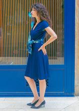 Load image into Gallery viewer, Robe Izumi bleue