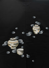 Charger l&#39;image dans la galerie, Haori - Noir avec de petites jarres
