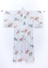 Charger l&#39;image dans la galerie, Kimono &quot;Cerfs-volants et nuages célestes
