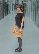 Charger l&#39;image dans la galerie, Robe tomesode Livre doré
