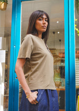 T-Shirt - Kaki à Motif de Grue et Feuillage