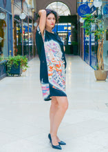 Load image into Gallery viewer, Robe Tomesode – Fleurs et Éventails en Rose et Orange
