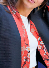 Charger l&#39;image dans la galerie, Veste Haori Ume rouge
