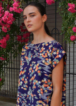 Load image into Gallery viewer, Meiji silk top with flowers and shibori pattern B

