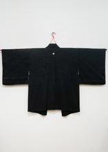 Load image into Gallery viewer, Haori noir 5 texturé
