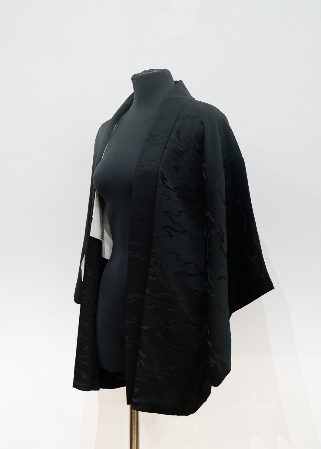 Haori noir 5 texturé