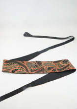 Load image into Gallery viewer, Ceinture Obi - Arabesques sur fond noir
