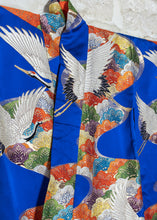Charger l&#39;image dans la galerie, Kimono de mariage bleu &quot;Uchikake&quot;
