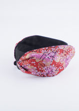 Load image into Gallery viewer, Headband red cherry blossom pattern
